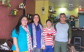 มัชฌิมา เฮาส์